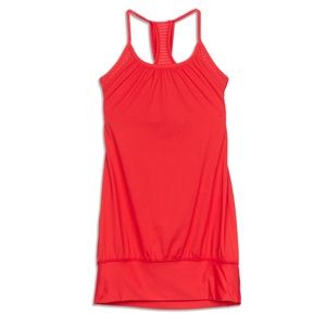 LULULEMON Limits Tank Red size 6